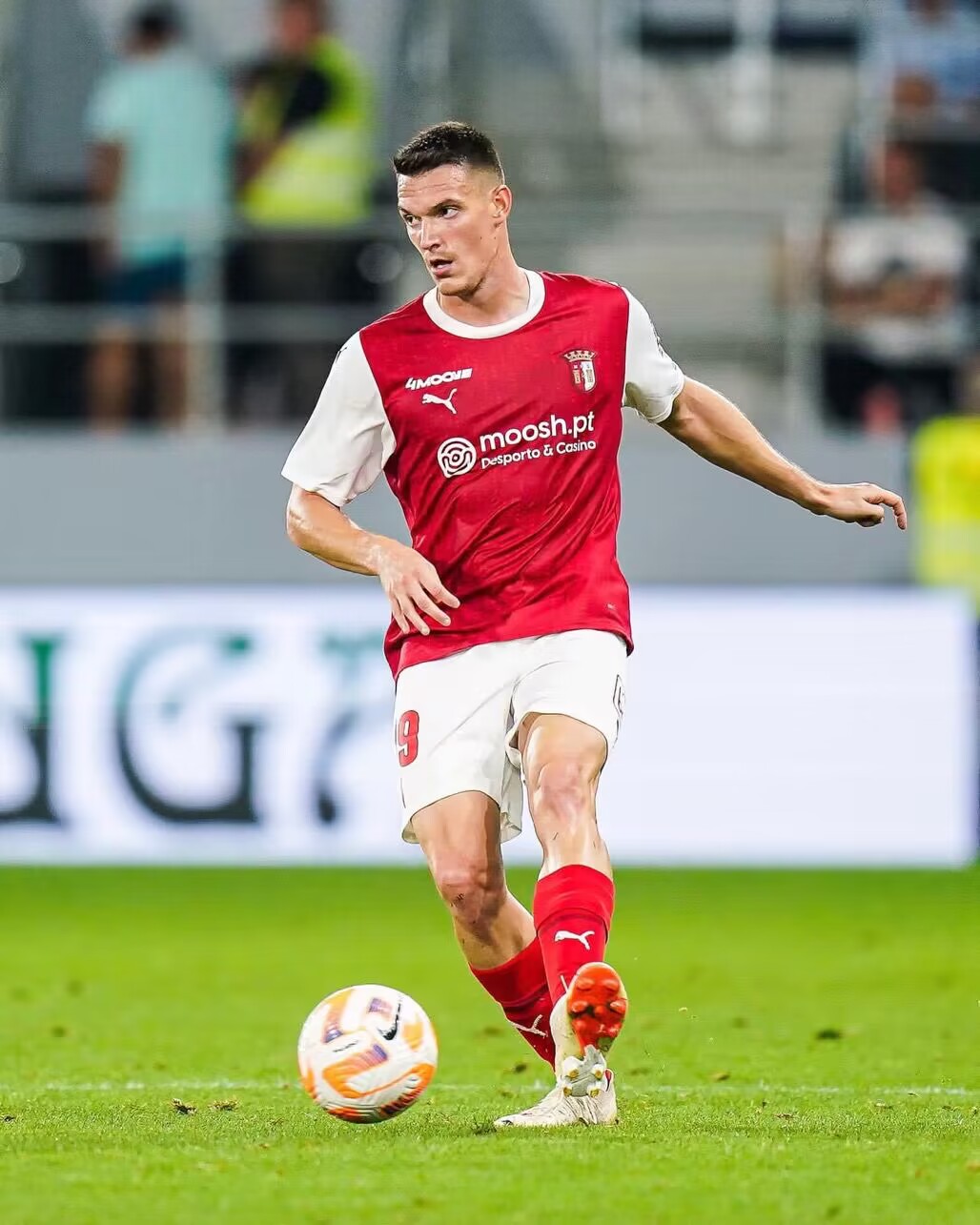 包含克里夫兰骑士内部会议纪要流出——窗口期刷新队史纪录，欧冠使命明确，赛季目标并未改变的词条