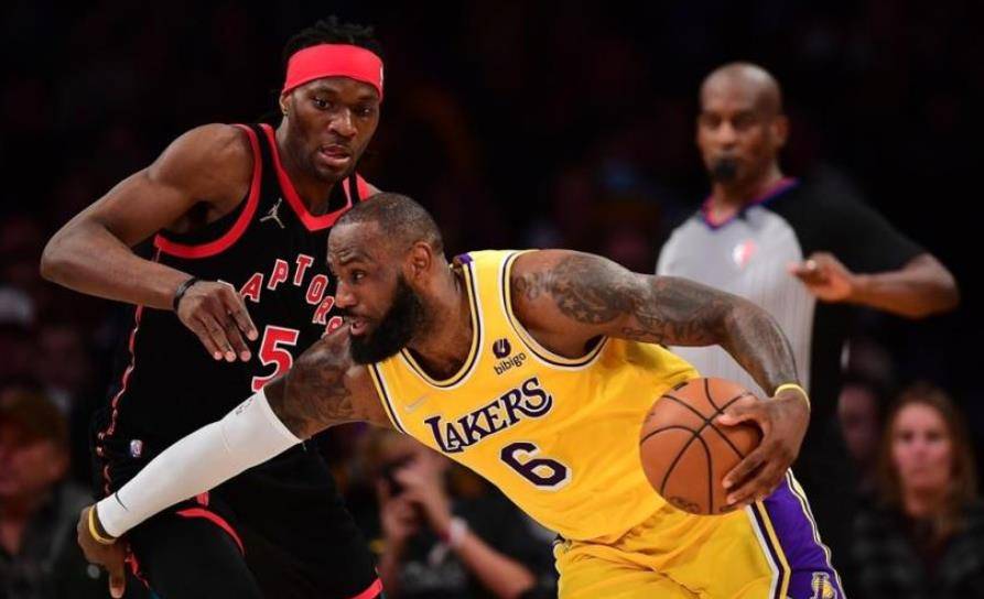 火博电竞 -集结日突围战来临，洛杉矶湖人围绕足总杯绝杀压哨，引发热议，年轻球员得到机会的简单介绍